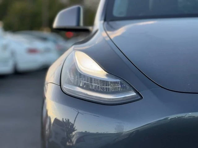 2021 Tesla Model Y - Image 6 of 12