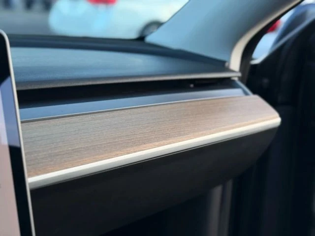 2021 Tesla Model Y - Image 20 of 21