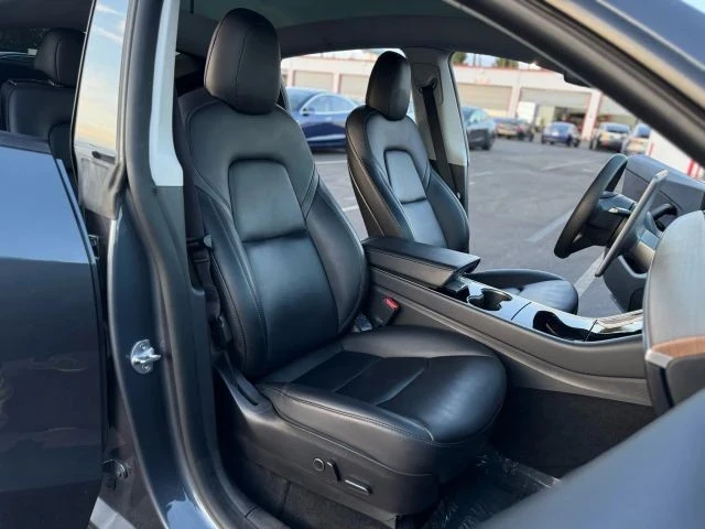 2021 Tesla Model Y - Image 10 of 12