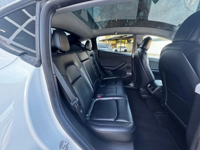 2021 Tesla Model Y - Image 15 of 21