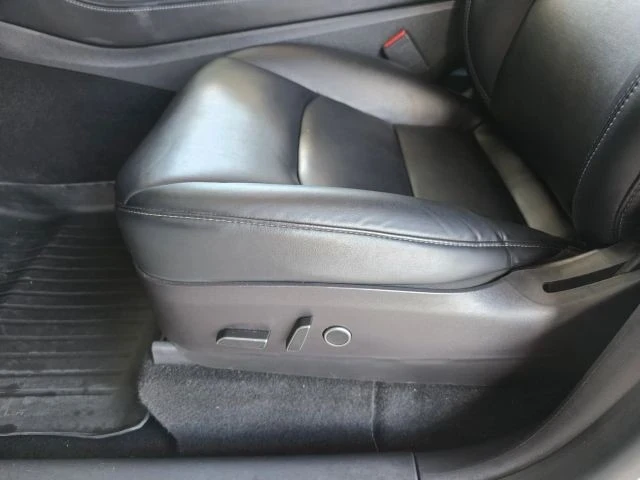 2021 Tesla Model Y - Image 18 of 21