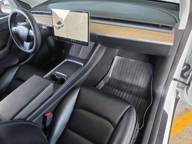 2021 Tesla Model Y - Image 20 of 21