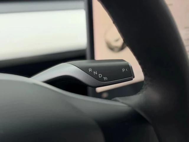 2021 Tesla Model Y - Image 19 of 21