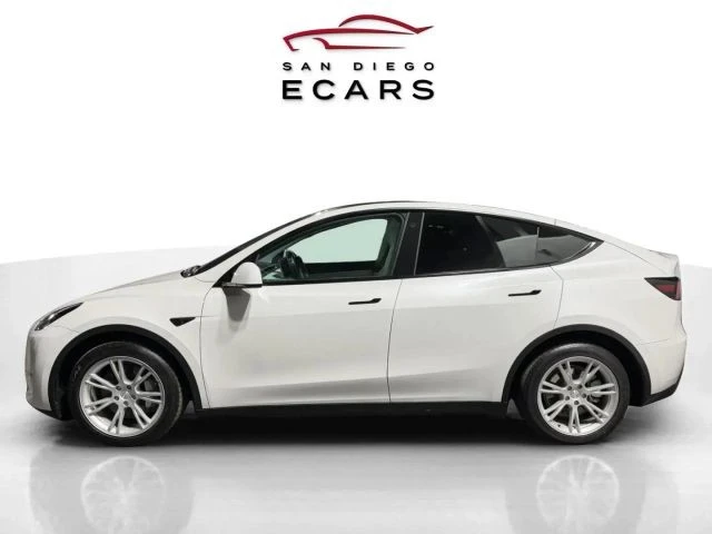 2021 Tesla Model Y - Image 8 of 12