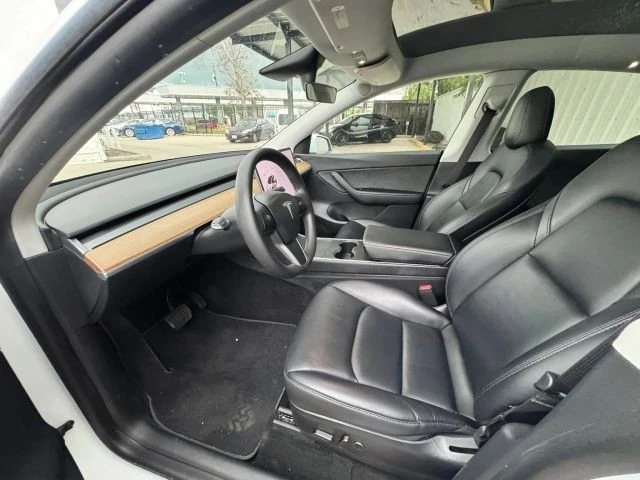 2021 Tesla Model Y - Image 2 of 8