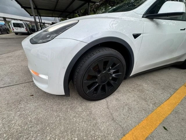 2021 Tesla Model Y - Image 7 of 8