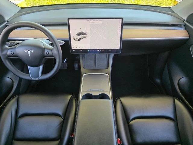 2021 Tesla Model Y - Image 9 of 21