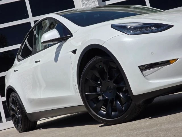 2021 Tesla Model Y - Image 8 of 21