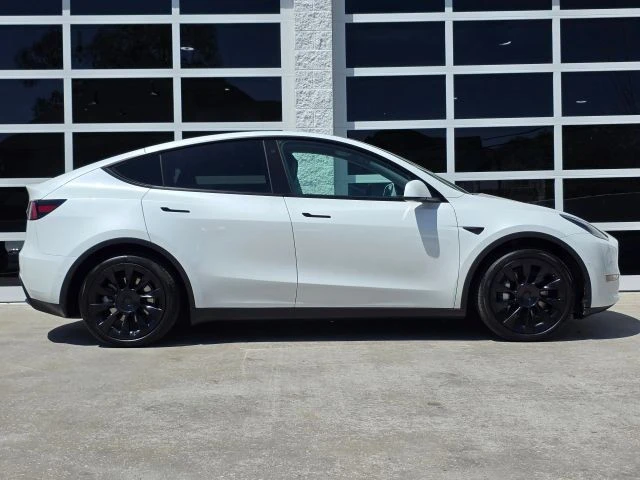2021 Tesla Model Y - Image 2 of 21