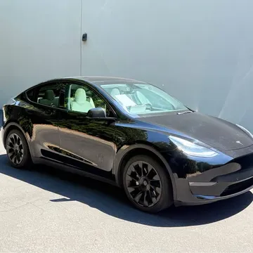 2021 Tesla Model Y Long Range Sport Utility 4D