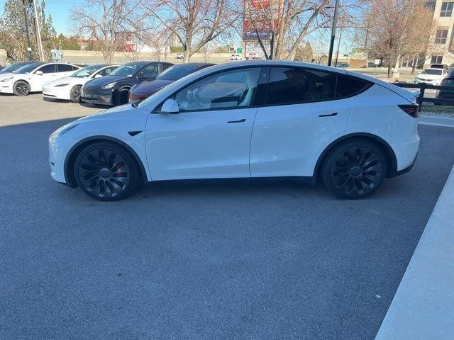 2021 Tesla Model Y Performance - Image 4 of 21
