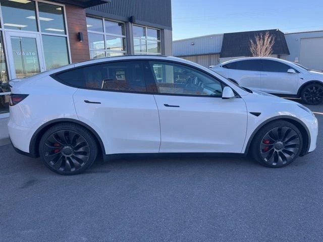2021 Tesla Model Y Performance - Image 8 of 21