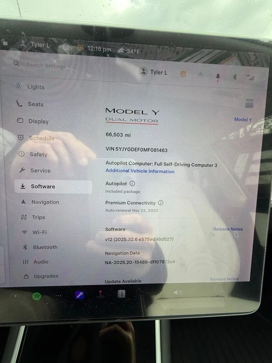2021 Tesla Model Y Performance - Image 13 of 13