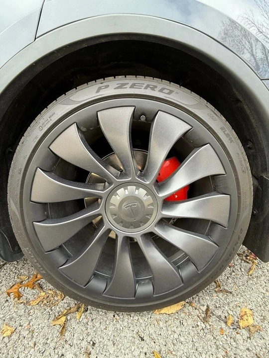 2021 Tesla Model Y Performance - Image 12 of 13