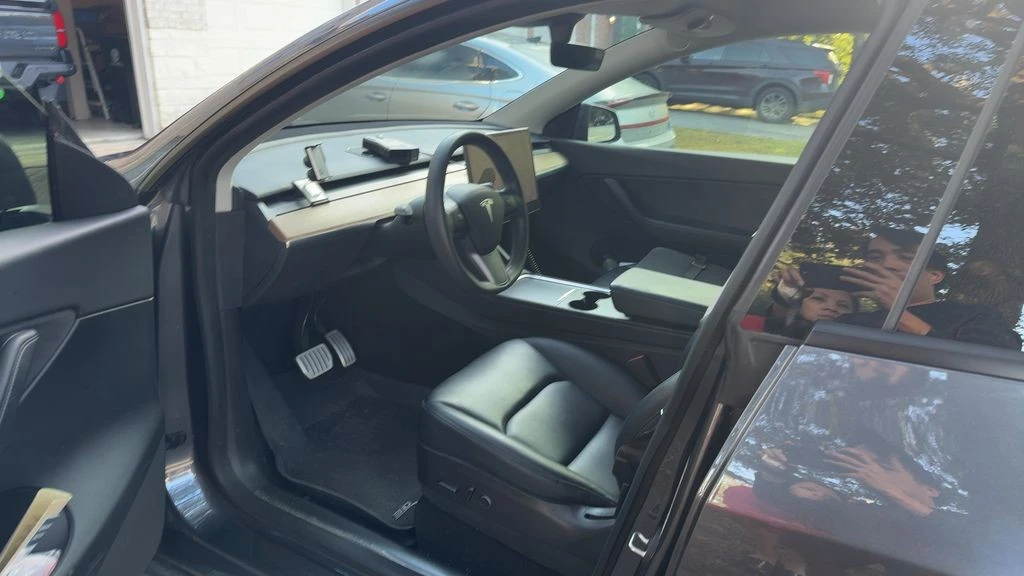 2021 Tesla Model Y Performance - Image 5 of 5