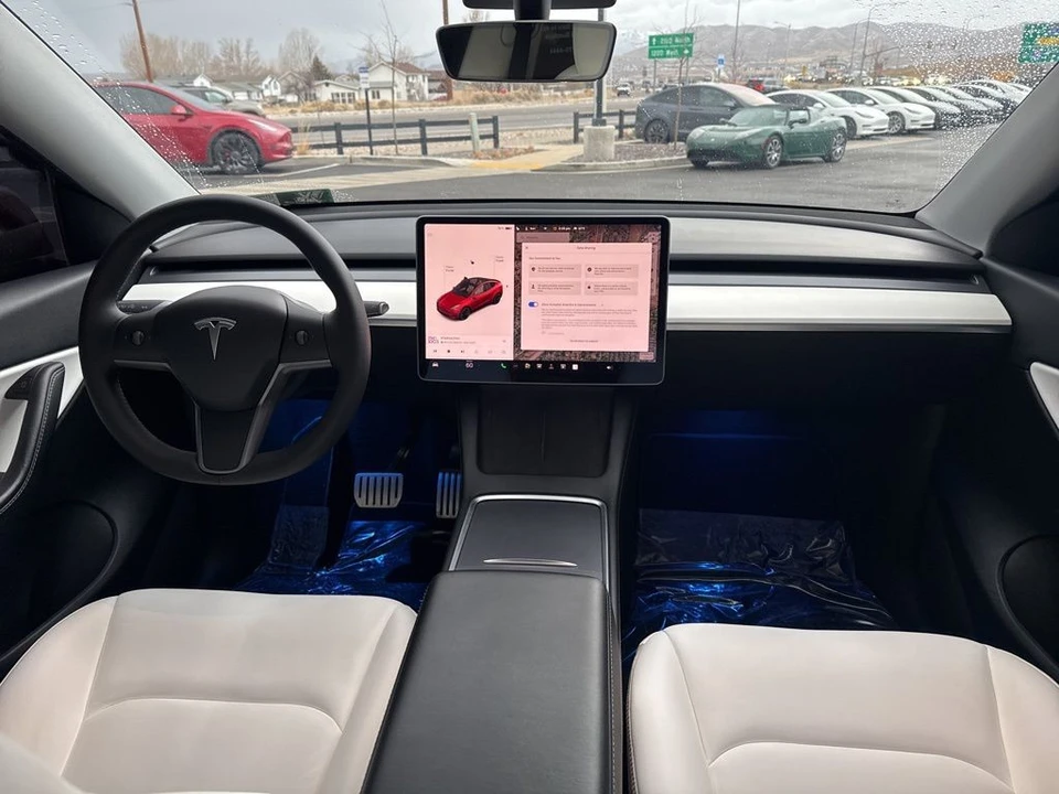 2021 Tesla Model Y Performance - Image 21 of 21