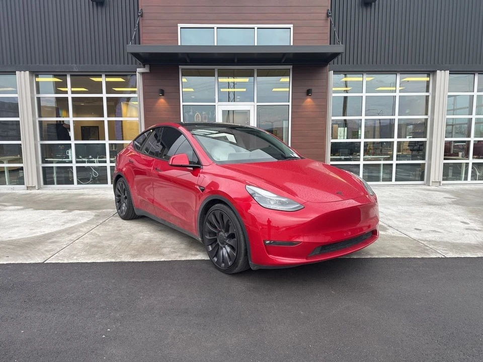 2021 Tesla Model Y Performance - Image 2 of 21