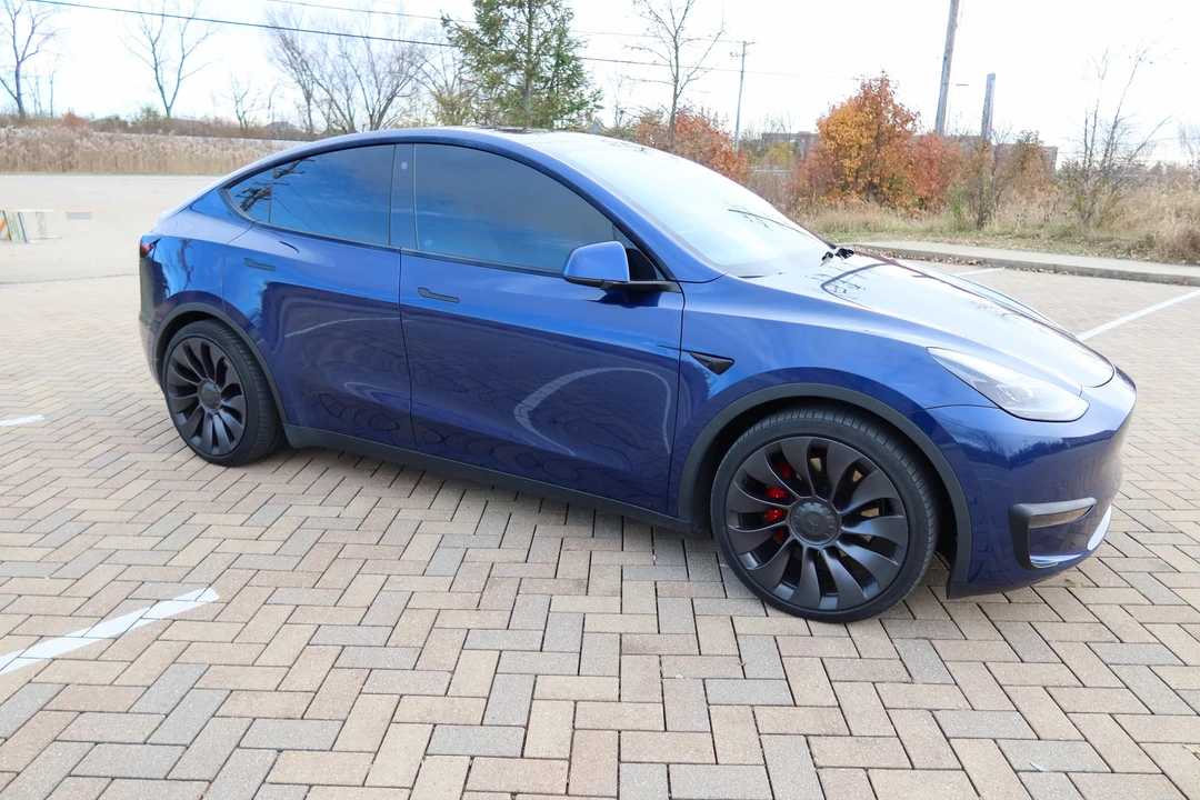 2021 Tesla Model Y Performance - Image 31 of 31