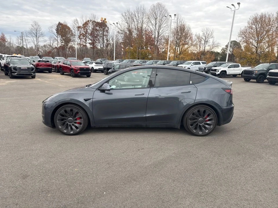 2021 Tesla Model Y Performance - Image 2 of 21