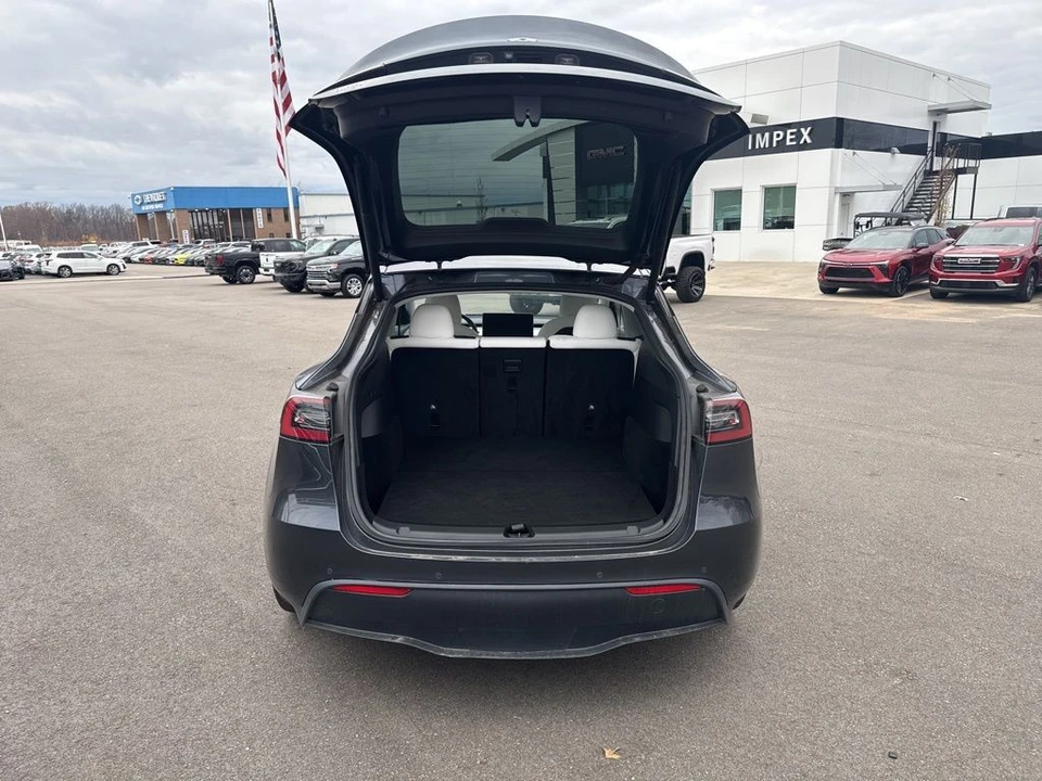 2021 Tesla Model Y Performance - Image 21 of 21