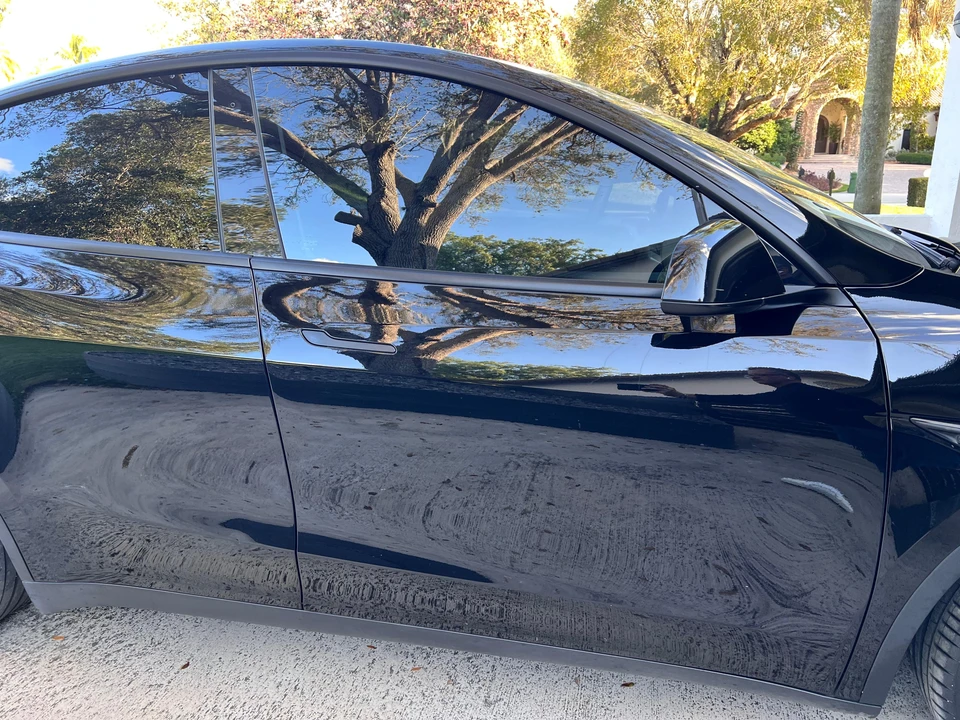 2021 Tesla Model Y Performance - Image 28 of 31