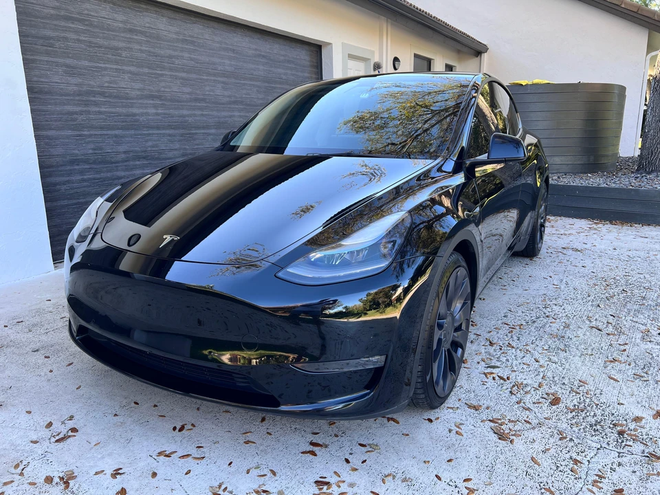2021 Tesla Model Y Performance - Image 9 of 31