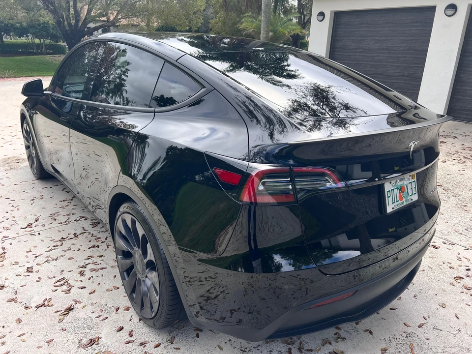 2021 Tesla Model Y Performance - Image 12 of 31