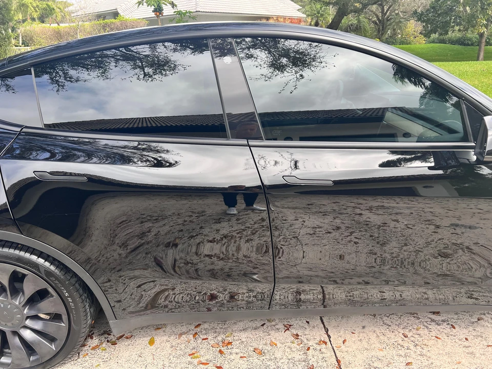 2021 Tesla Model Y Performance - Image 26 of 31