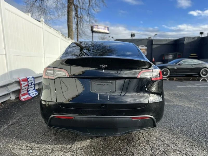 2021 Tesla Model Y Performance - Image 6 of 12