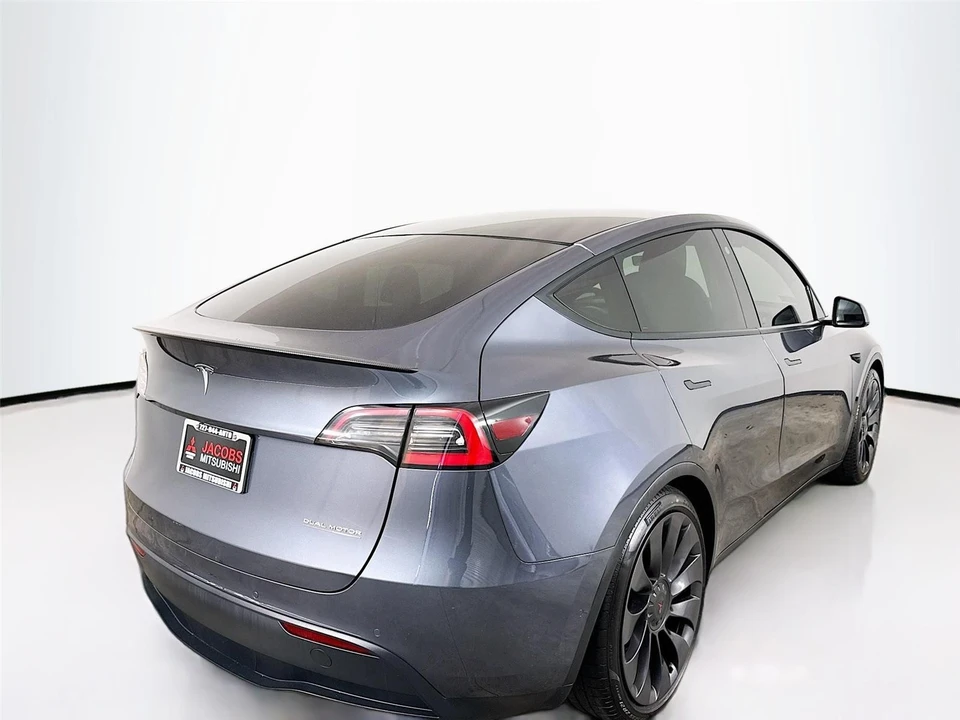 2021 Tesla Model Y Performance - Image 7 of 21