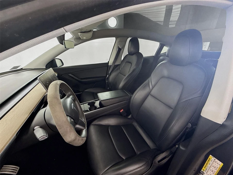 2021 Tesla Model Y Performance - Image 12 of 14