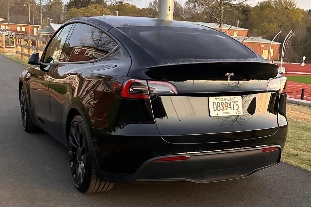 2021 Tesla Model Y Performance - Image 4 of 31