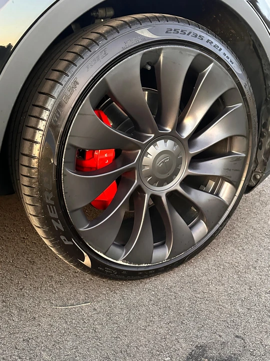 2021 Tesla Model Y Performance - Image 20 of 31
