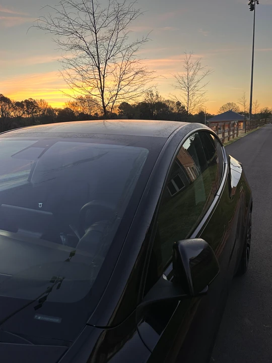 2021 Tesla Model Y Performance - Image 14 of 31