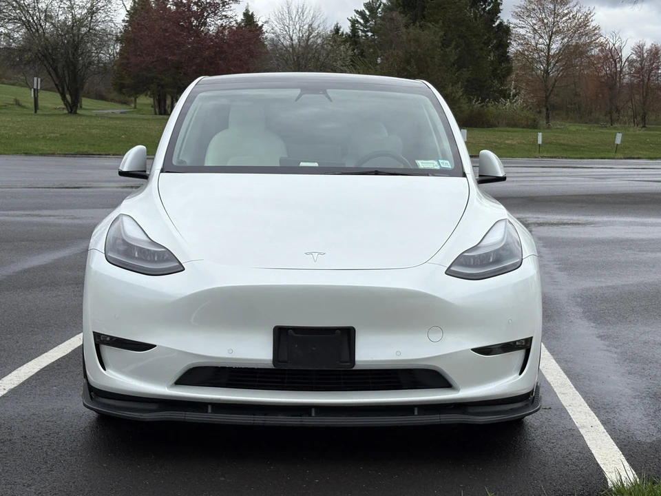 2021 Tesla Model Y Performance - Image 6 of 31