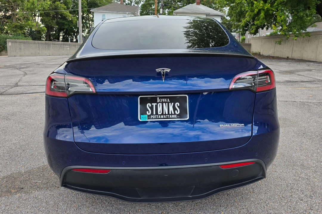 2021 Tesla Model Y Performance - Image 5 of 31