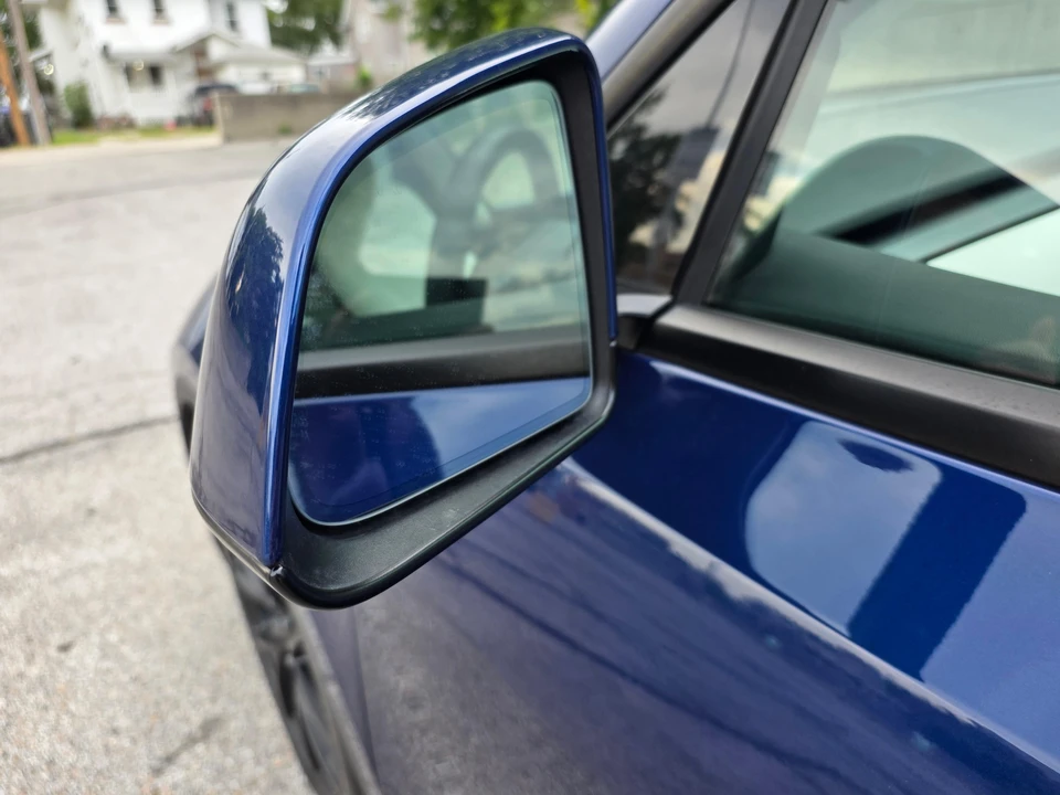 2021 Tesla Model Y Performance - Image 11 of 31