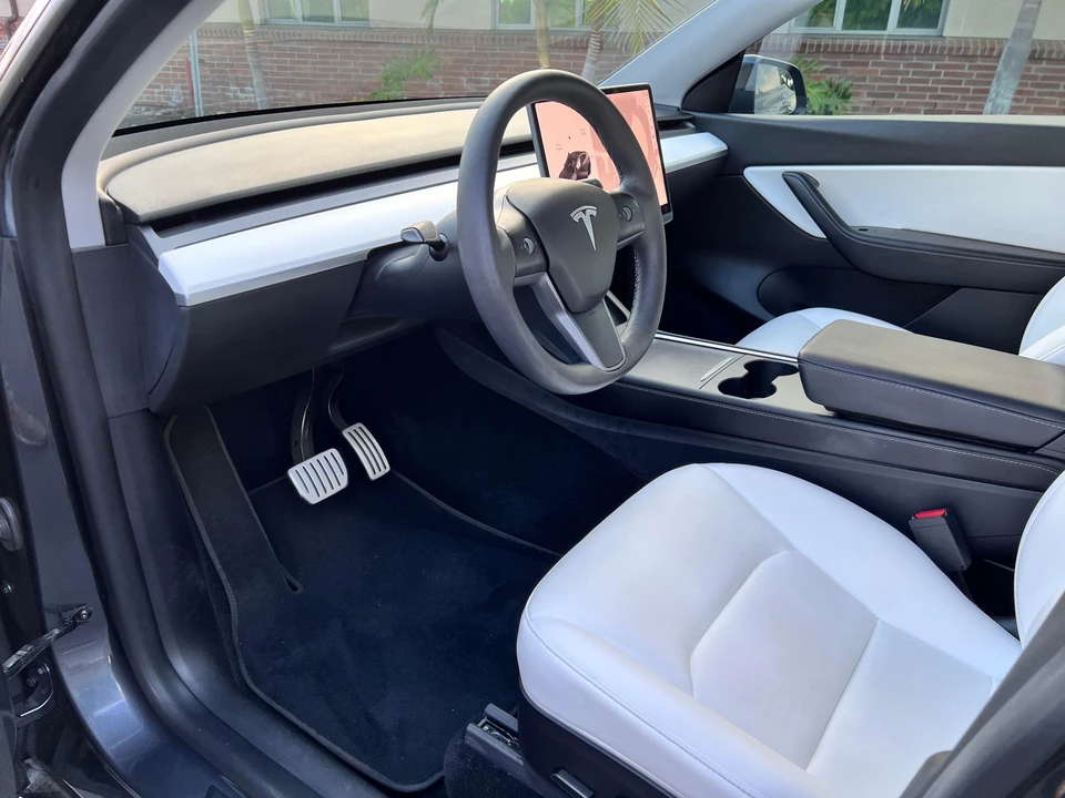 2021 Tesla Model Y Performance - Image 31 of 31