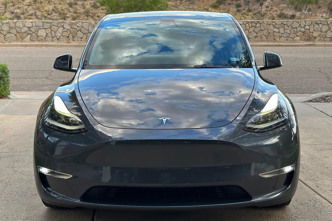2021 Tesla Model Y Performance - Image 2 of 31