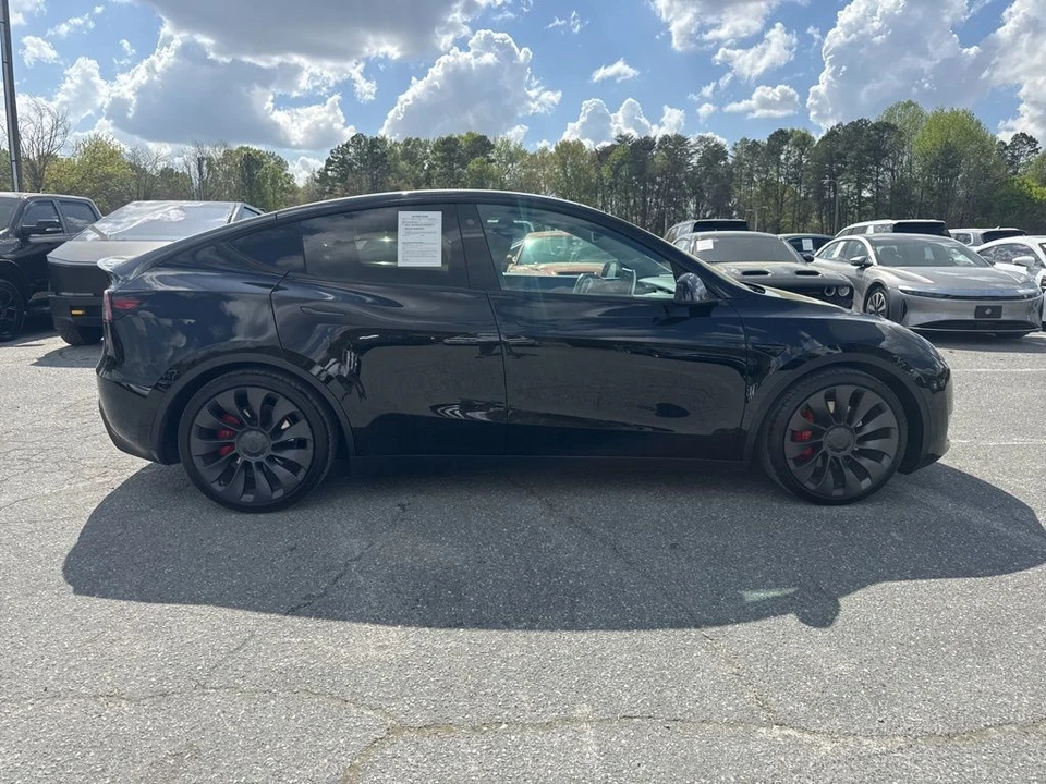 2021 Tesla Model Y Performance - Image 6 of 21