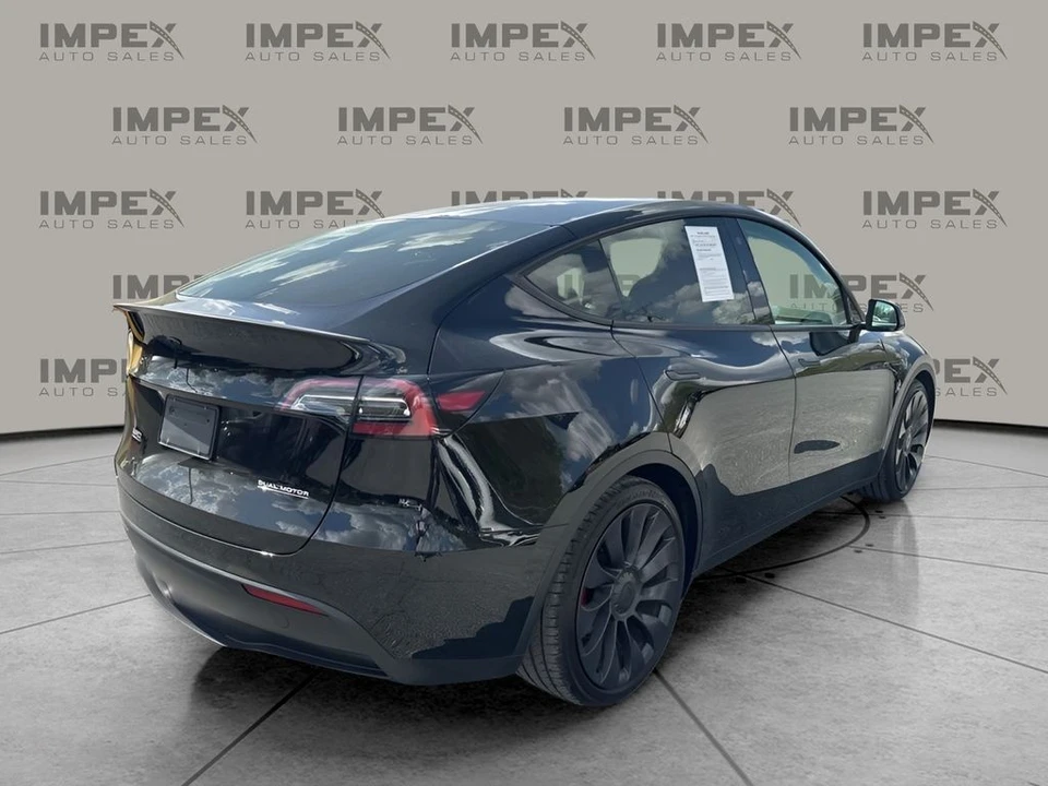 2021 Tesla Model Y Performance - Image 5 of 21