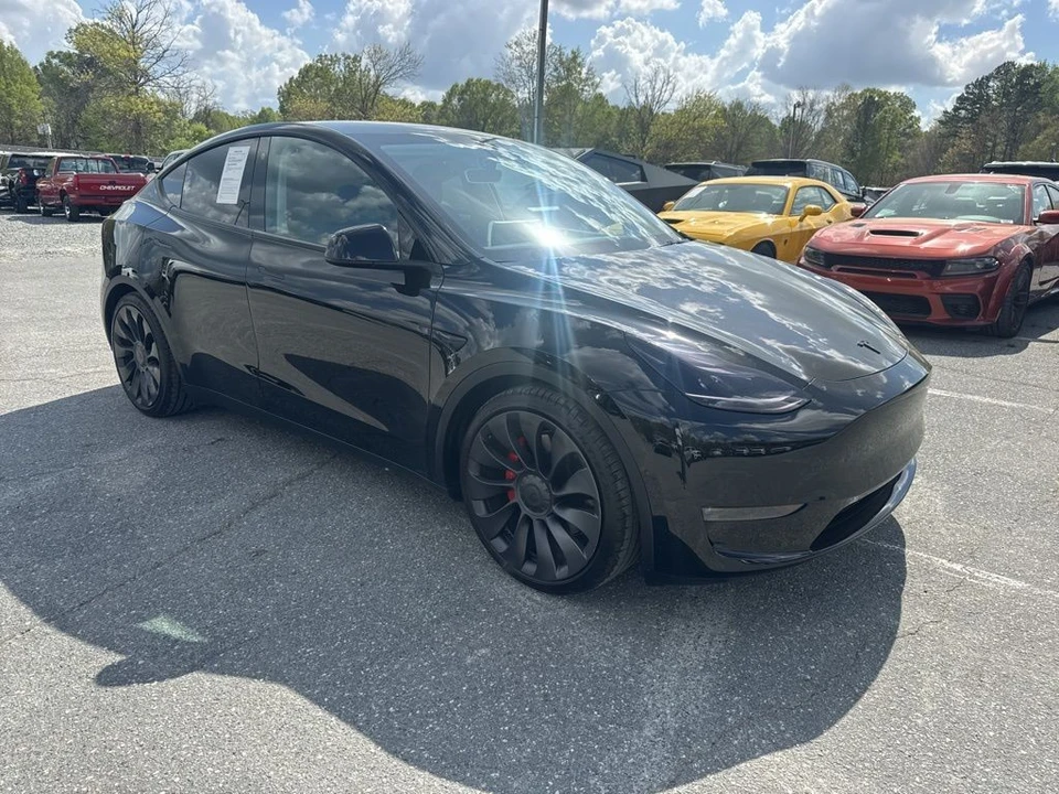 2021 Tesla Model Y Performance - Image 7 of 21