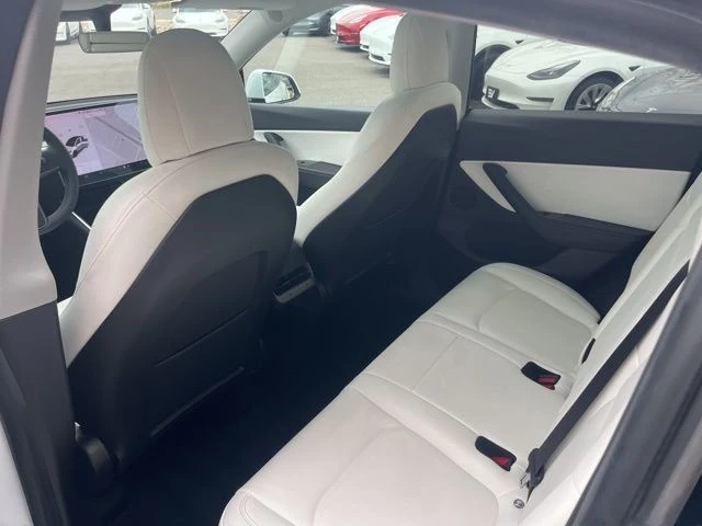2021 Tesla Model Y Performance - Image 15 of 21