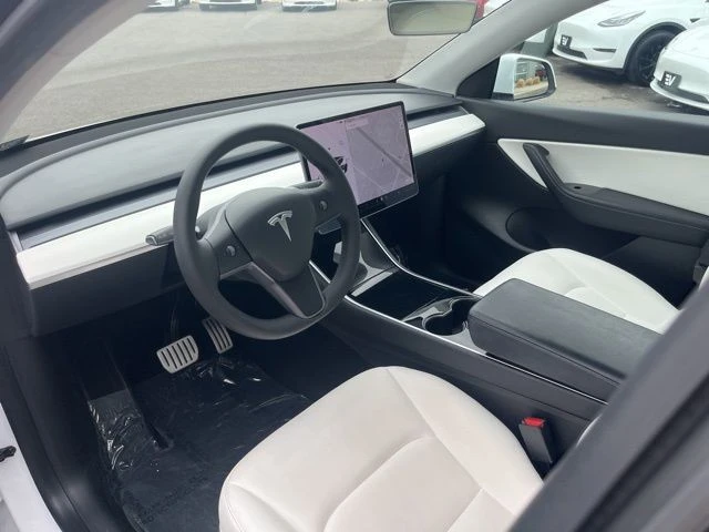 2021 Tesla Model Y Performance - Image 12 of 21