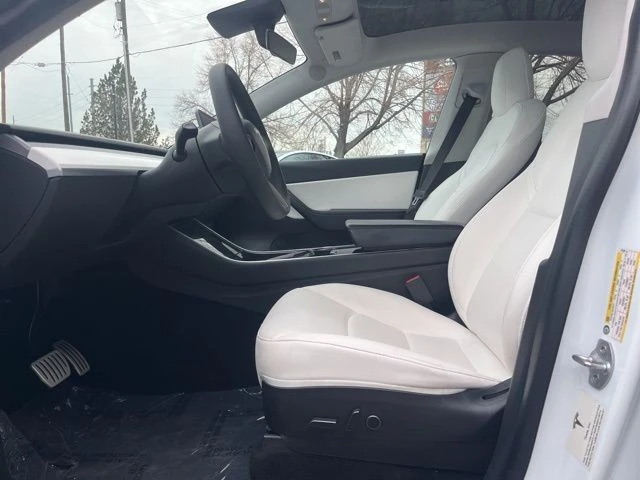 2021 Tesla Model Y Performance - Image 13 of 21