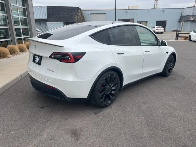 2021 Tesla Model Y Performance - Image 8 of 21