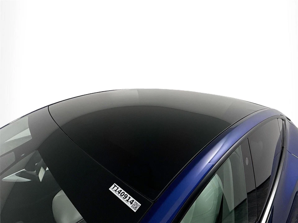 2021 Tesla Model Y Performance - Image 14 of 21