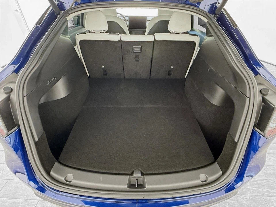 2021 Tesla Model Y Performance - Image 18 of 21
