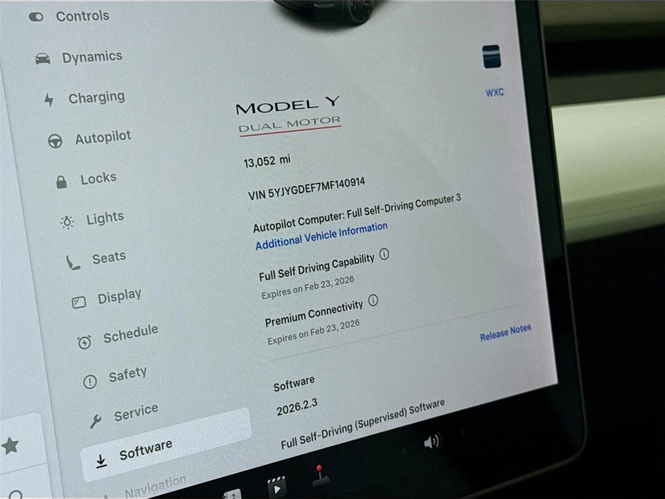 2021 Tesla Model Y Performance - Image 4 of 21