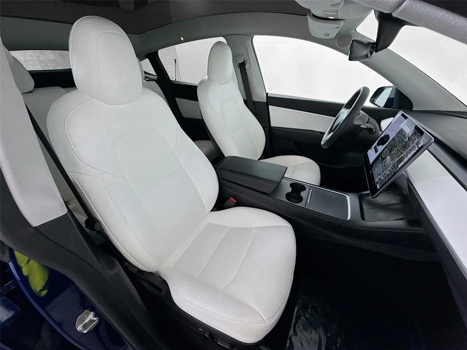 2021 Tesla Model Y Performance - Image 21 of 21